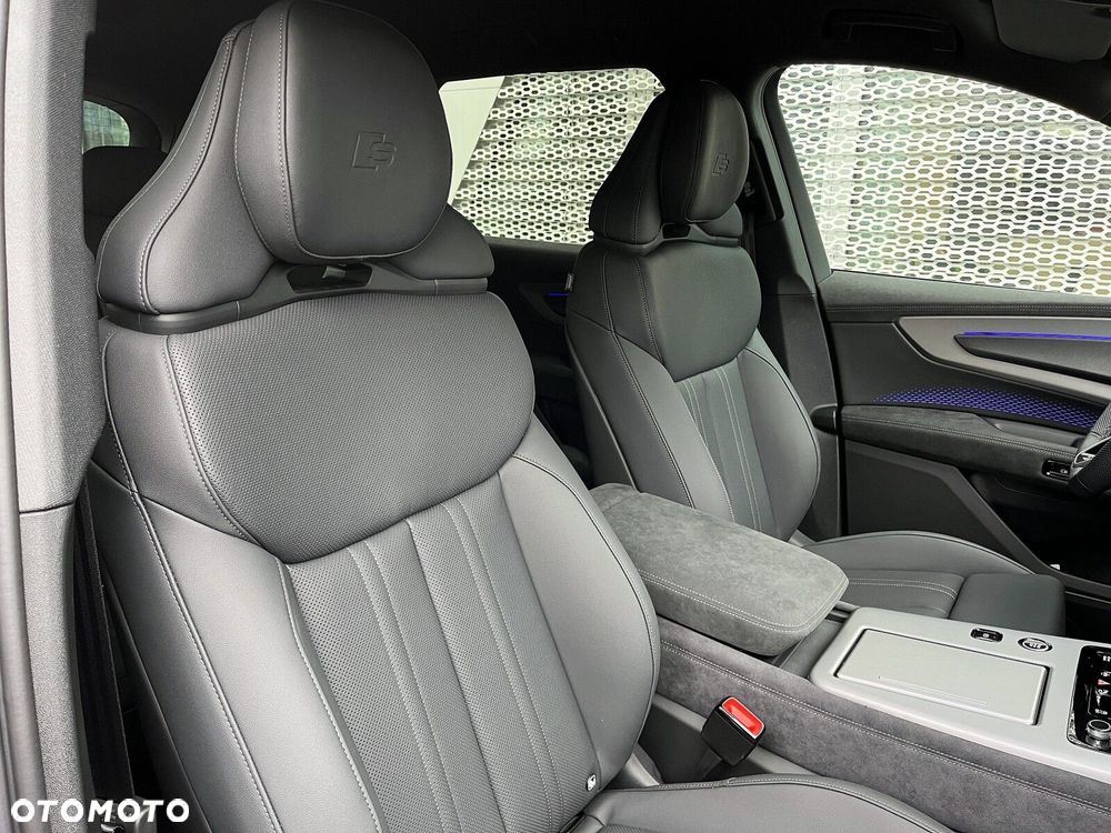Audi Q7 - 25