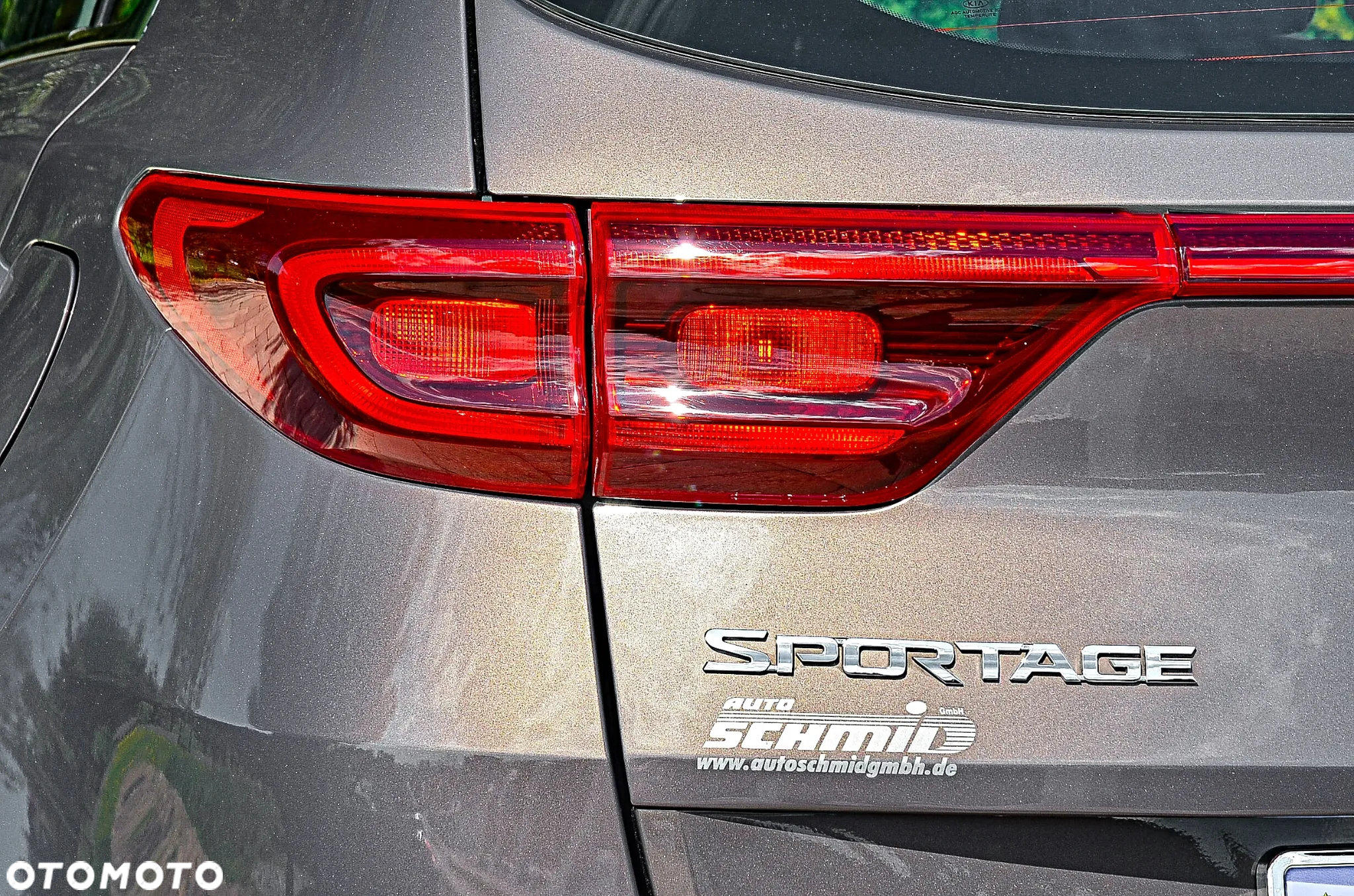 Kia Sportage 1.6 T-GDI AWD DCT PLATINUM - 23