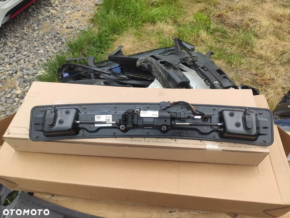 WG Mechanizm spoilera tył z Osłoną Audi A7 S7 RS7 C8 4K8827948F - 2