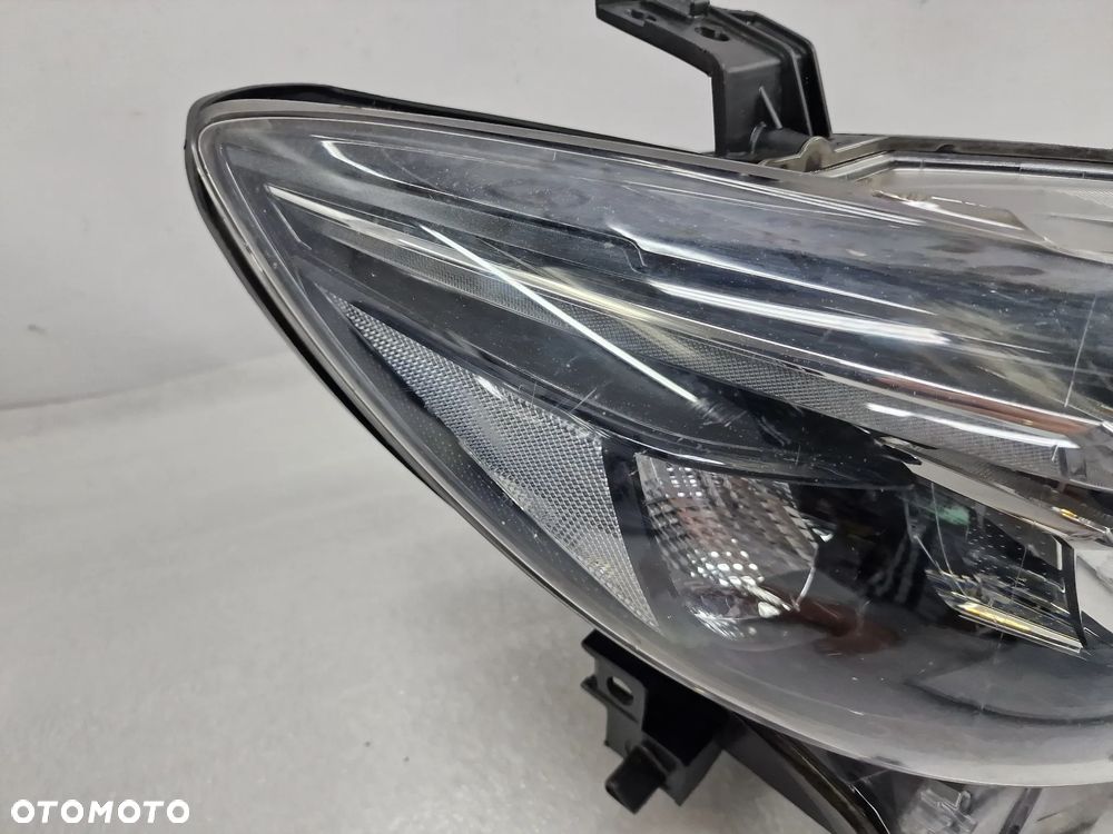 MAZDA 6 GJ LIFT 15- PRAWA LED LAMPA PRZEDNIA PRZÓD , NR AUKCJI LA283 - 2