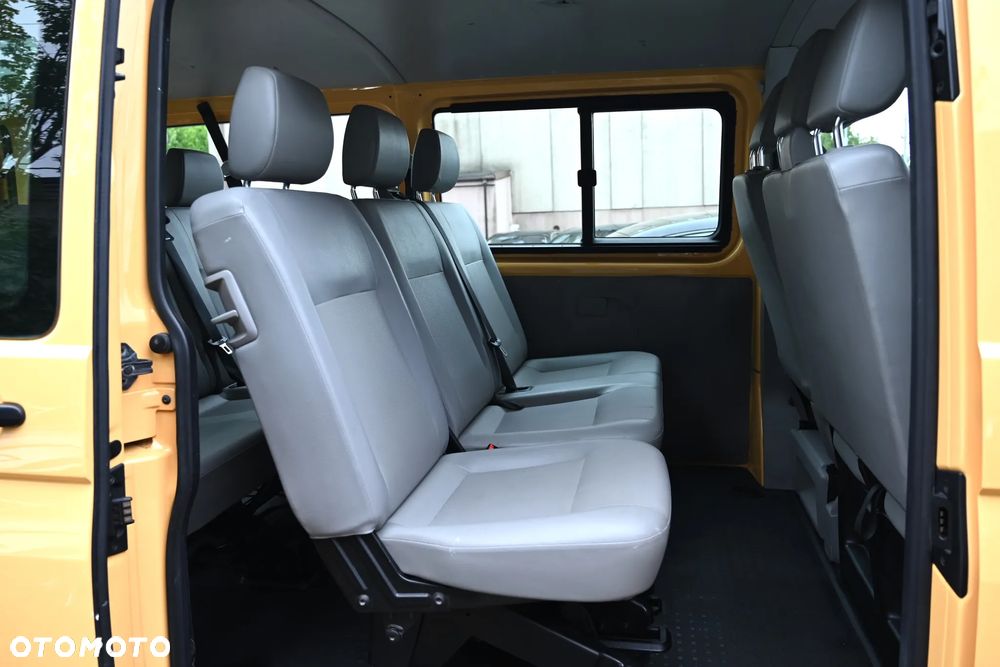 Volkswagen Transporter - 20
