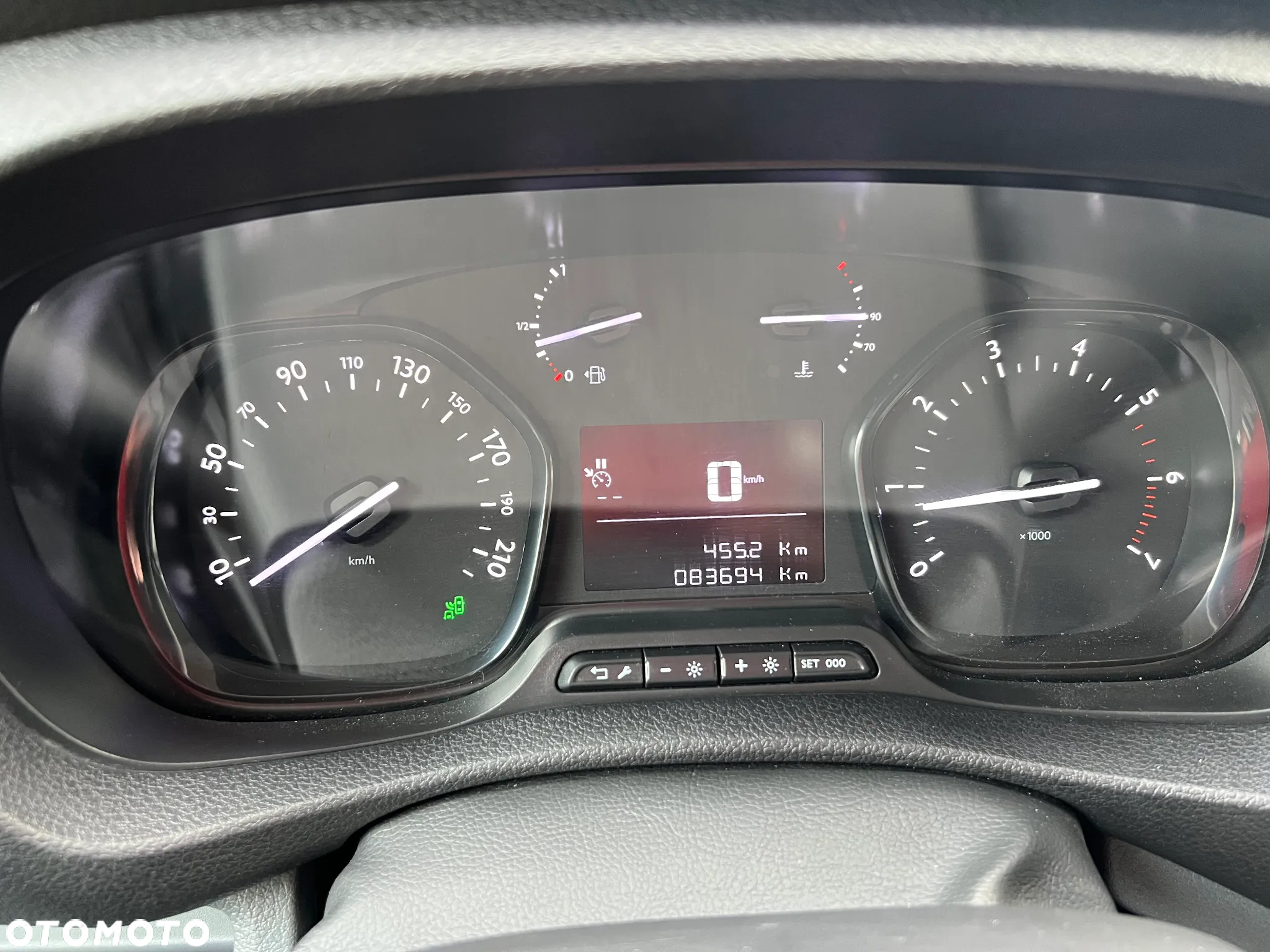 Opel VIVARO - 14