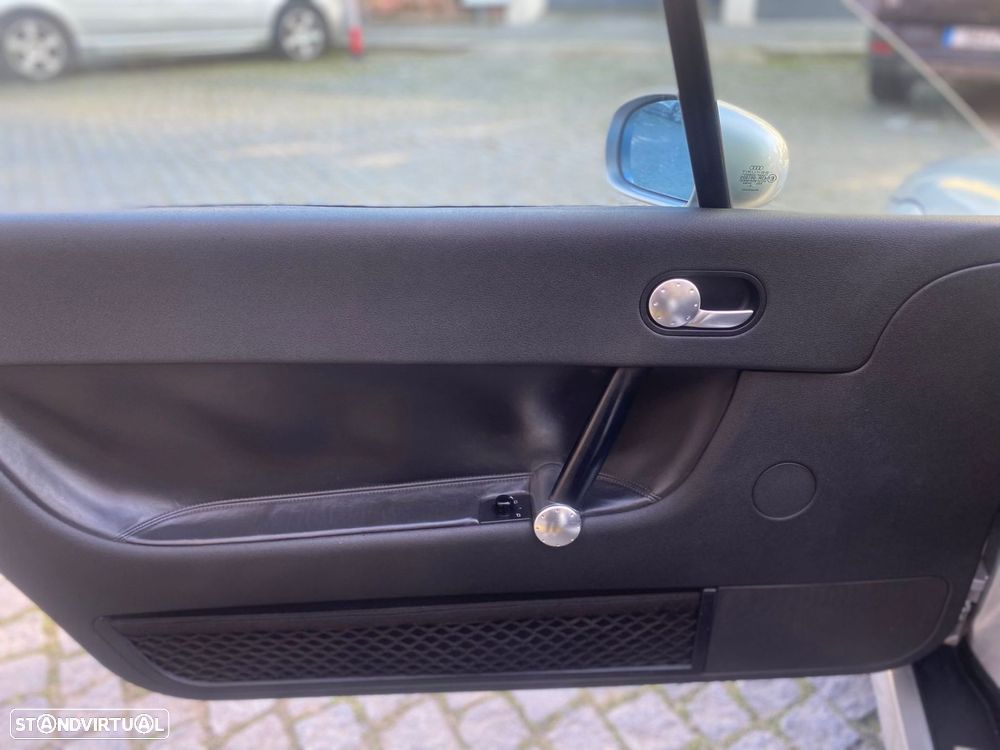 Audi TT Roadster 1.8 T S-line - 23