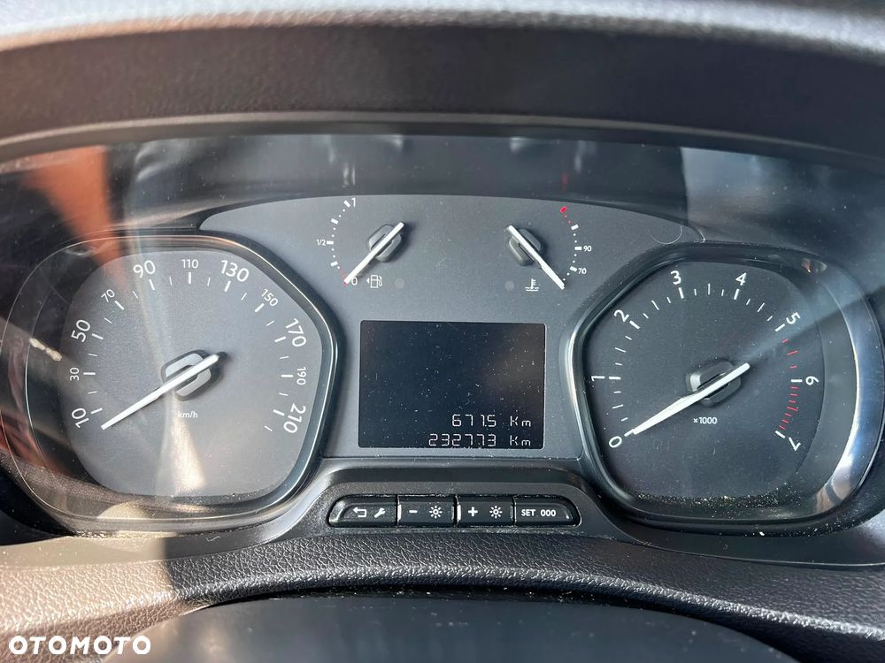 Peugeot Expert Long L2 - 16