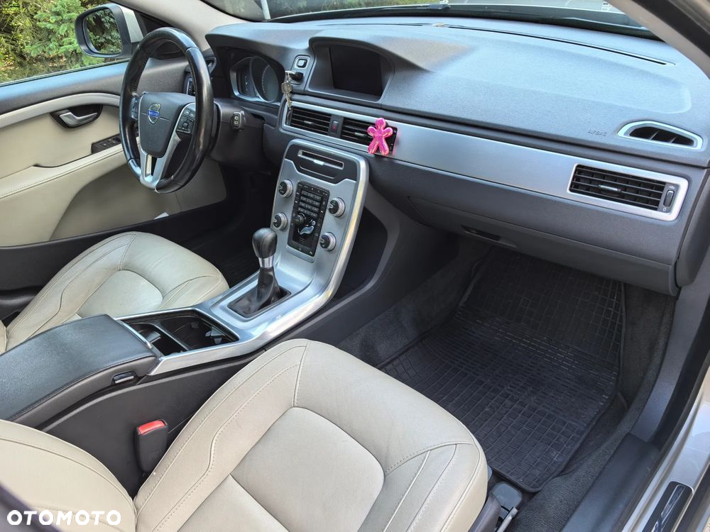 Volvo V70 D2 Dynamic Momentum - 18