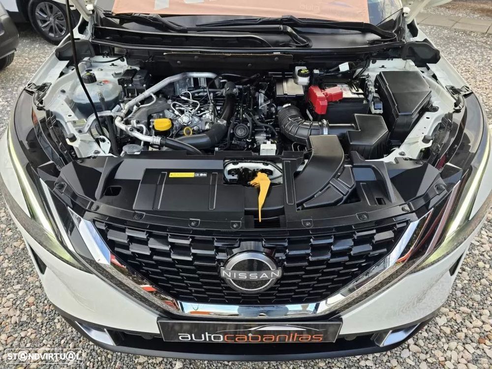 Nissan Qashqai 1.3 DIG-T Business Edition - 23