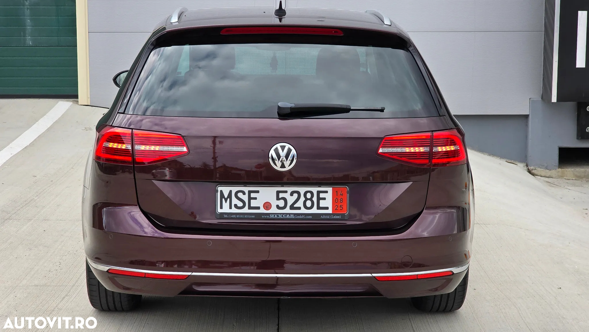 Volkswagen Passat - 5