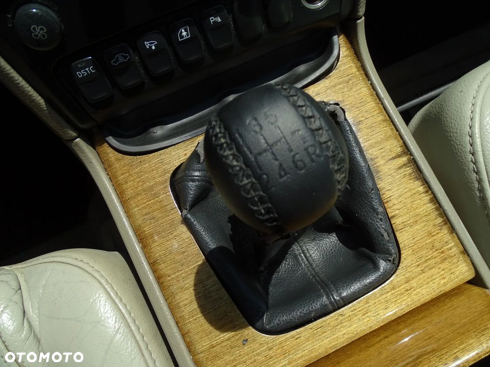 Volvo XC 90 2.4 D5 Kinetic - 11