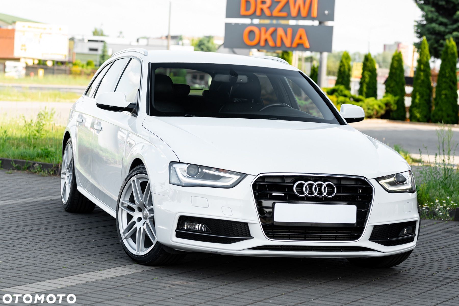 Audi A4 Avant 3.0 TDI DPF quattro S line Sportpaket - 1