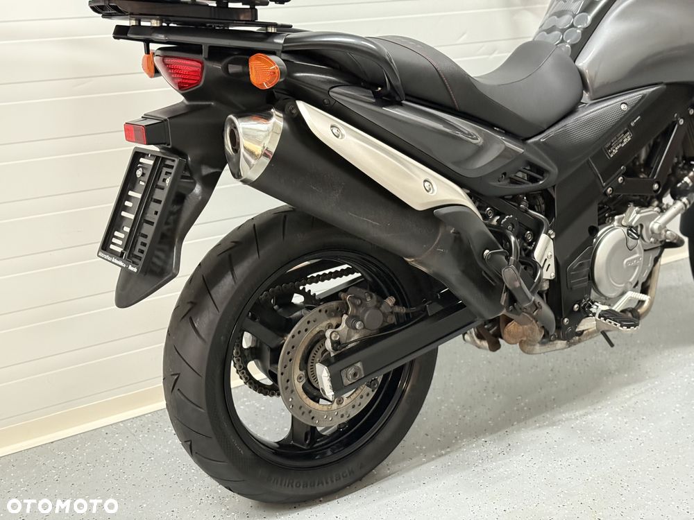 Suzuki V-STROM - 11