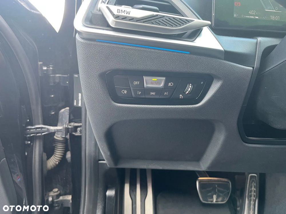 BMW Seria 3 330i xDrive M Sport - 35