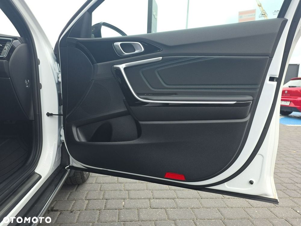 Kia XCeed 1.6 T-GDI Tribute DCT - 19