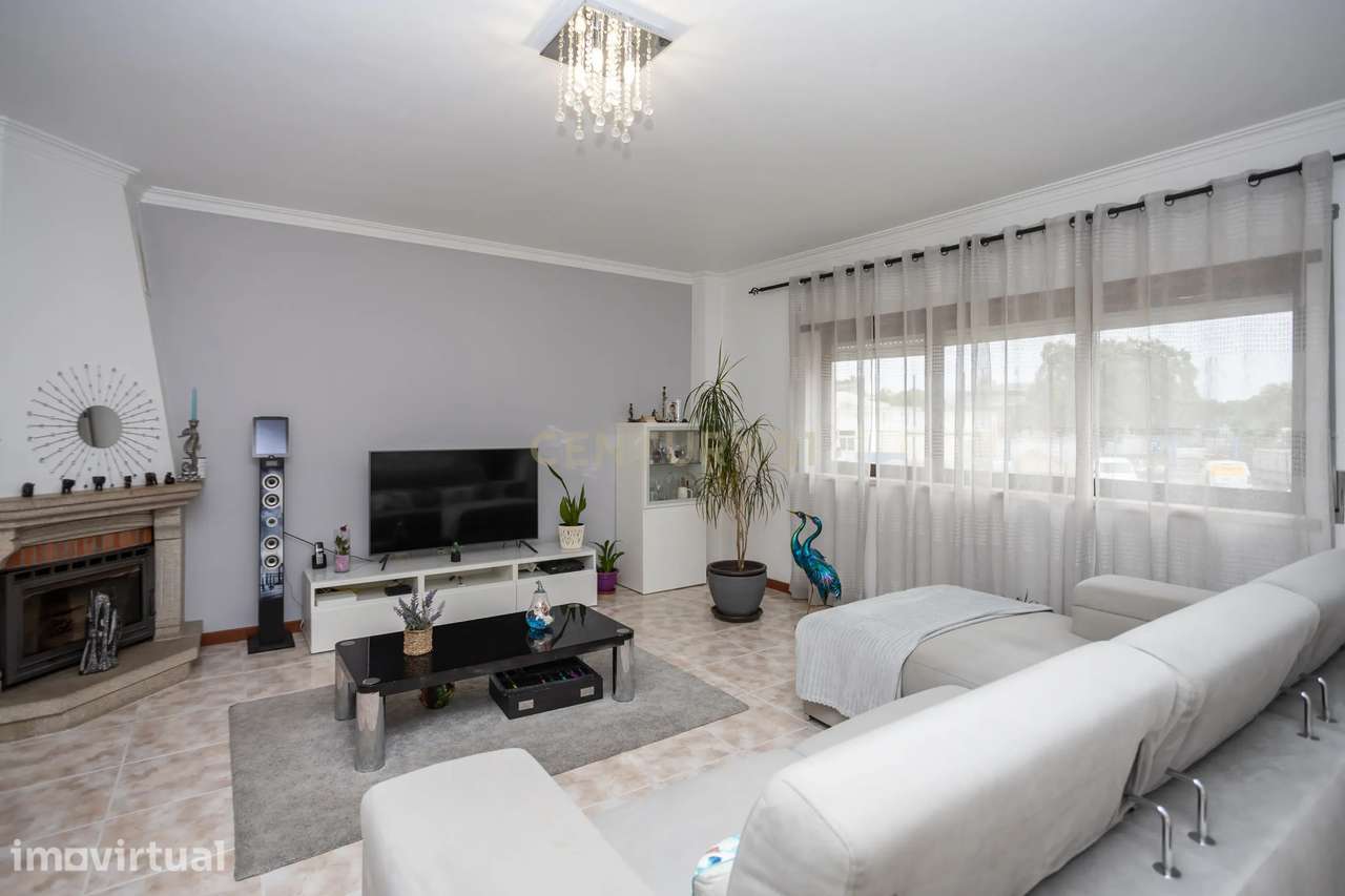O T3 ideal para a sua Família: Modernidade e amplitude em Vila Chã - Grande imagem: 3/32