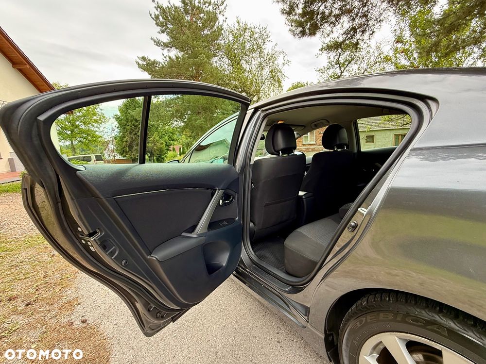 Toyota Avensis 2.2 D-4D Premium - 20