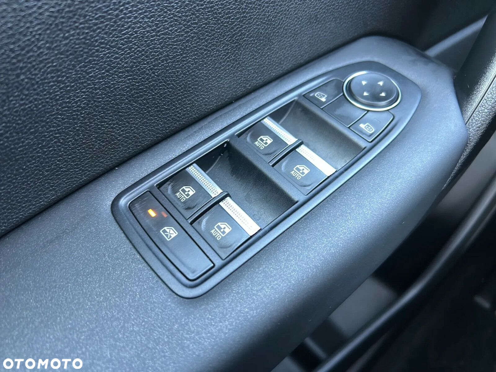Mitsubishi ASX - 21