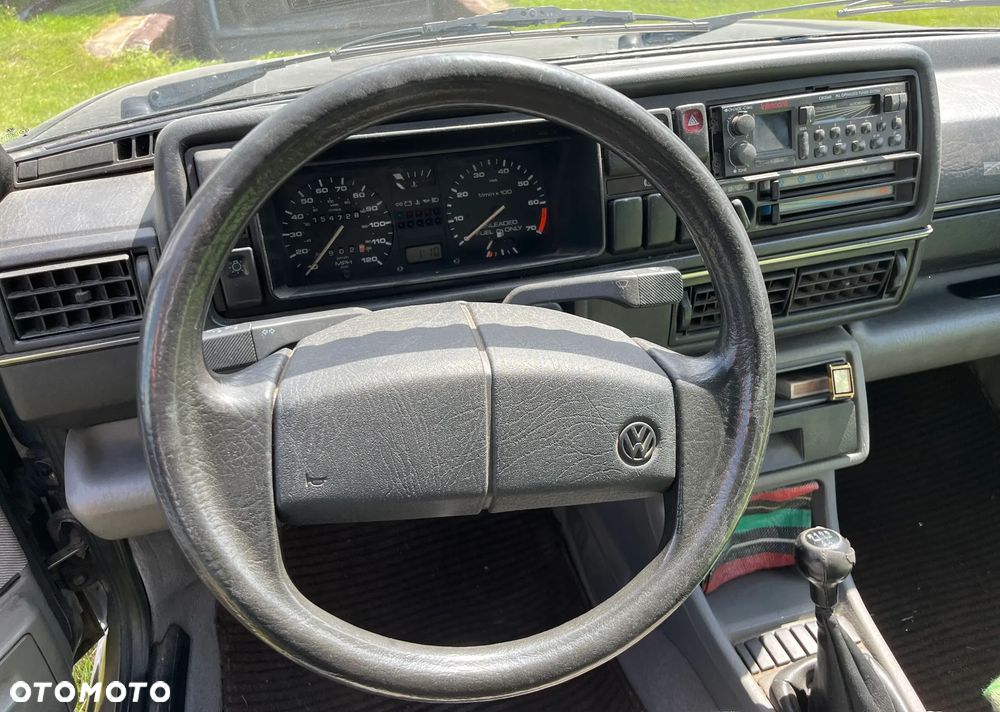 Volkswagen Jetta 1.3 GL - 5