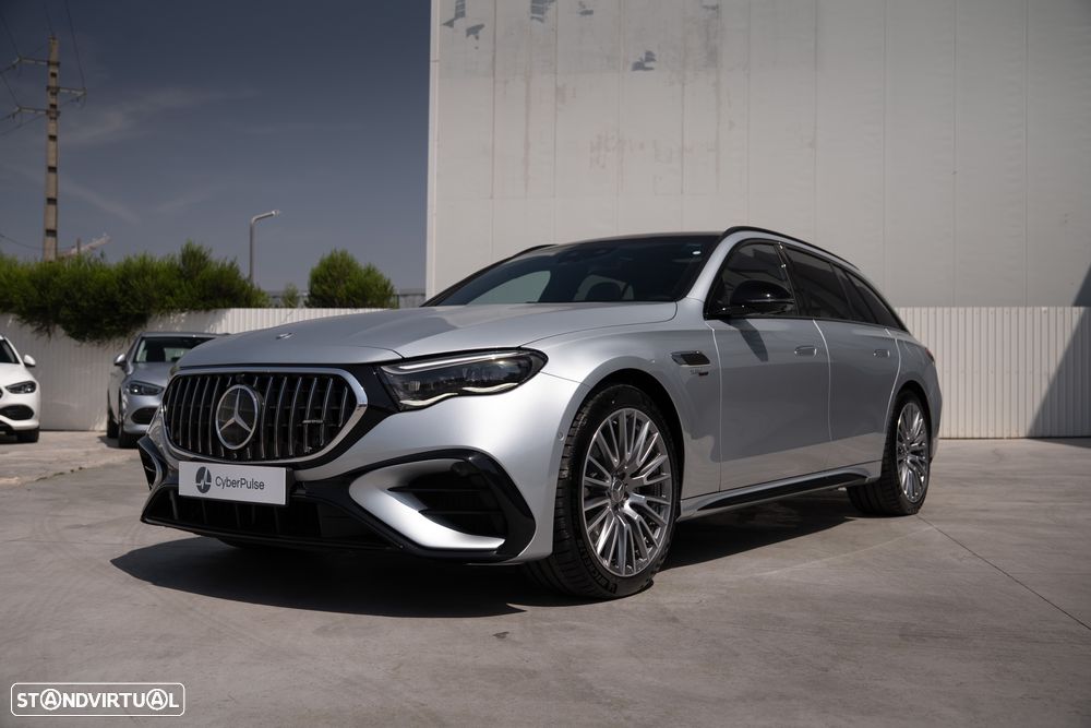 Mercedes-Benz E 53 AMG Hybrid 4Matic+ - 35