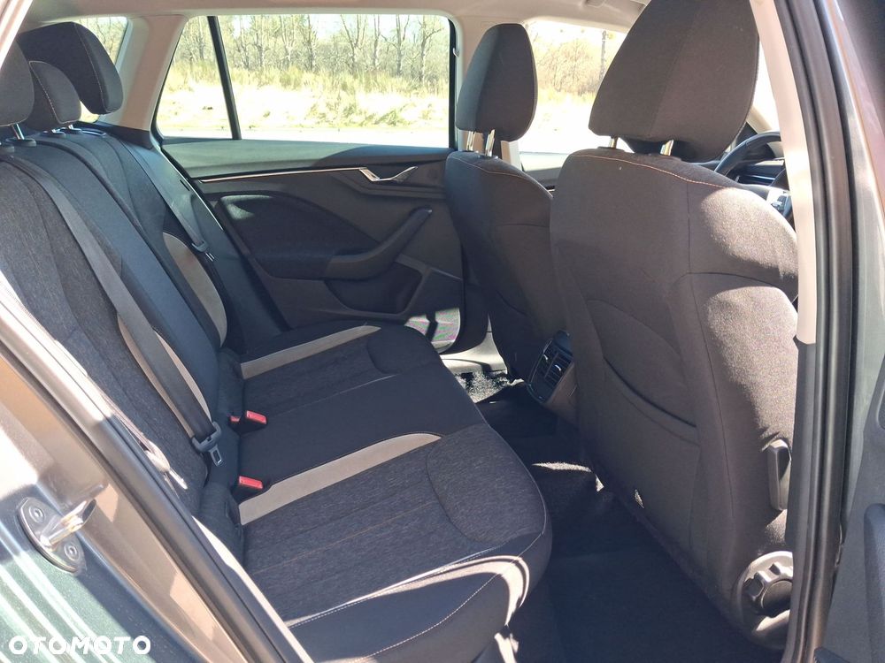 Skoda Kamiq 1.0 TSI Ambition DSG - 15