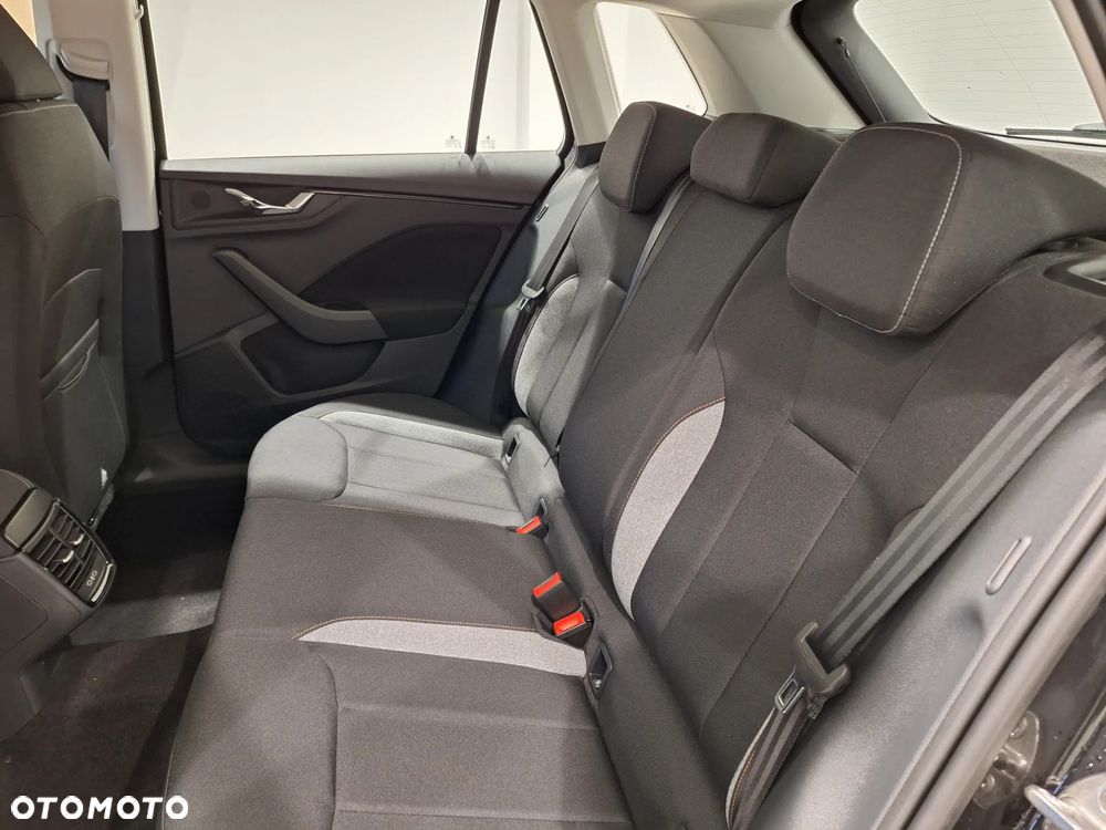 Skoda Kamiq 1.0 TSI Drive - 12