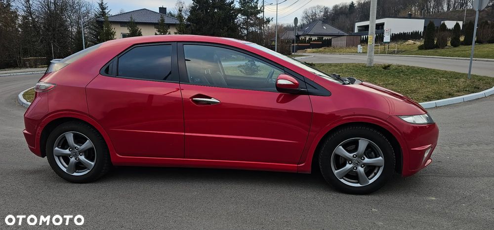 Honda Civic 1.4 i-VTEC S - 24