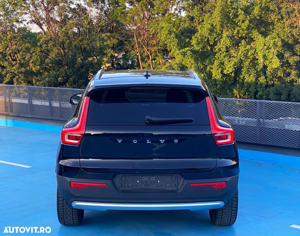 Volvo XC 40 T2 Plus Dark - 26