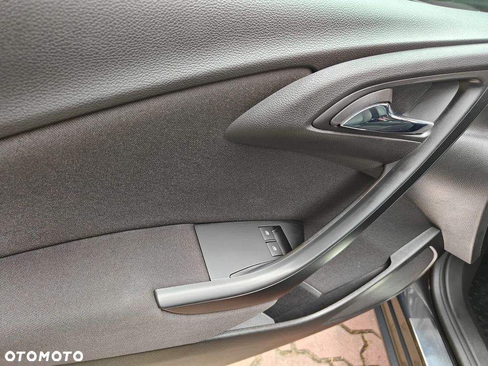 Opel Astra 1.6 CDTI Cosmo - 13