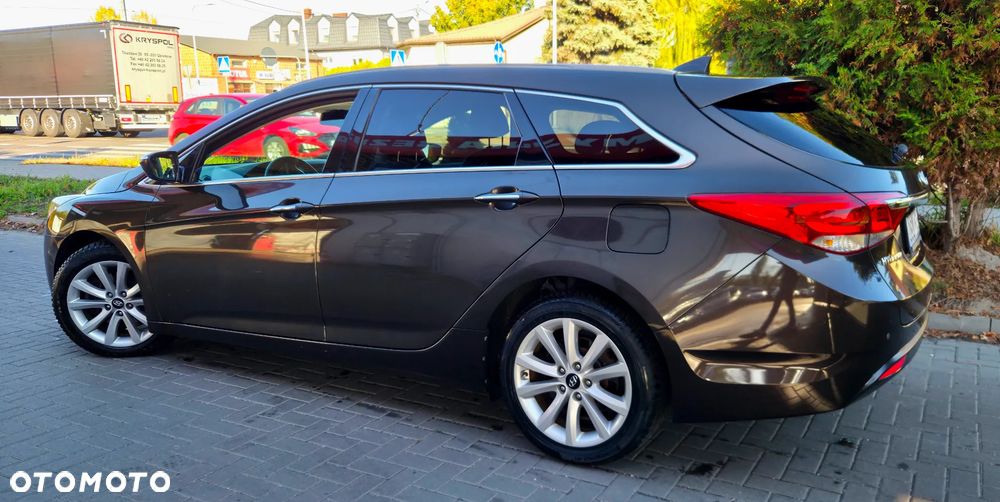 Hyundai i40 Kombi 1.7 CRDi DCT Premium - 7