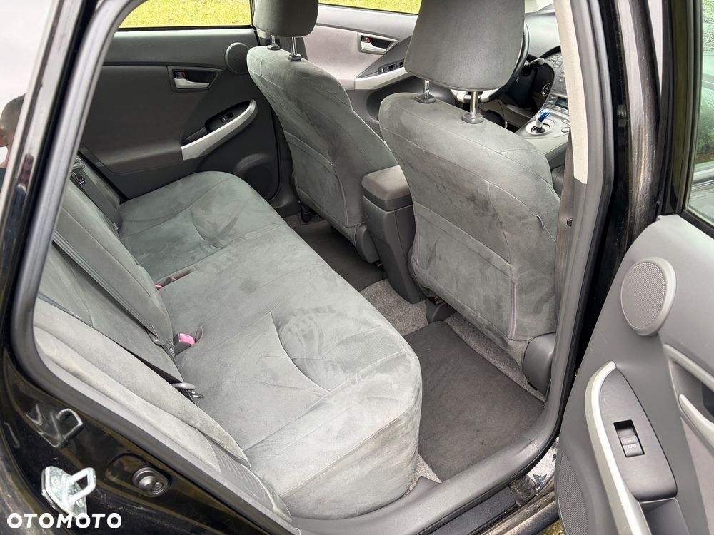 Toyota Prius 1.8 HSD Active - 15