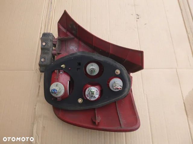 LAMPA LEWY TYŁ LEWA TYLNA HONDA CIVIC VII 3D HB - 7