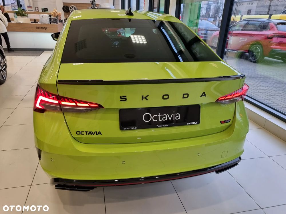 Skoda Octavia 2.0 TSI RS DSG - 11