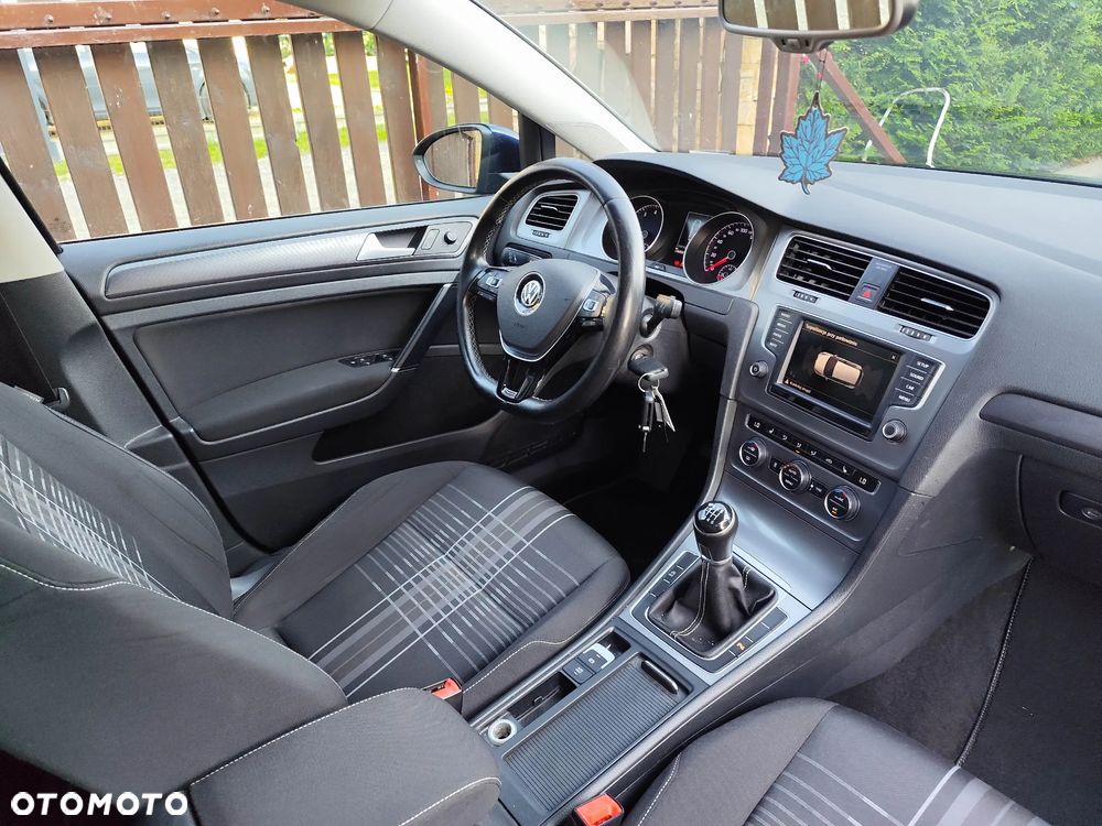 Volkswagen Golf 1.2 TSI BlueMotion Technology Lounge - 4