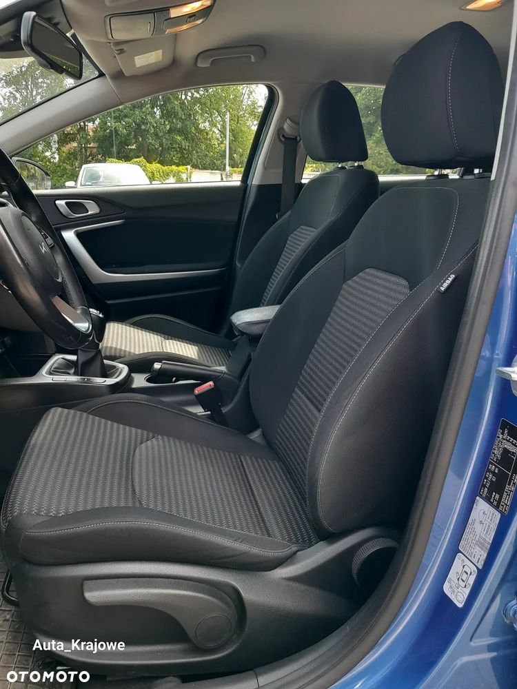Kia Ceed 1.5 T-GDI M - 26