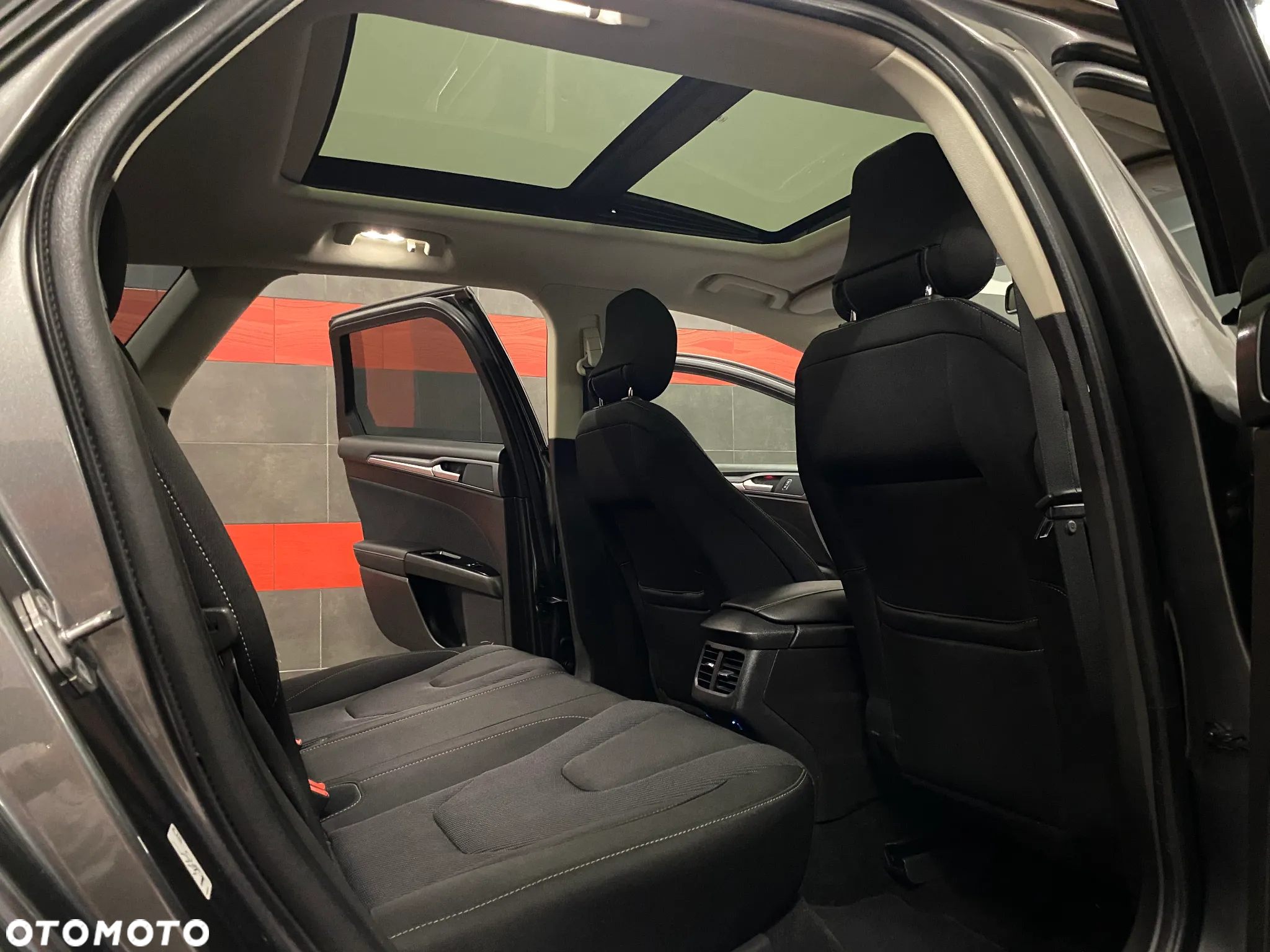 Ford Mondeo 2.0 TDCi Titanium - 21