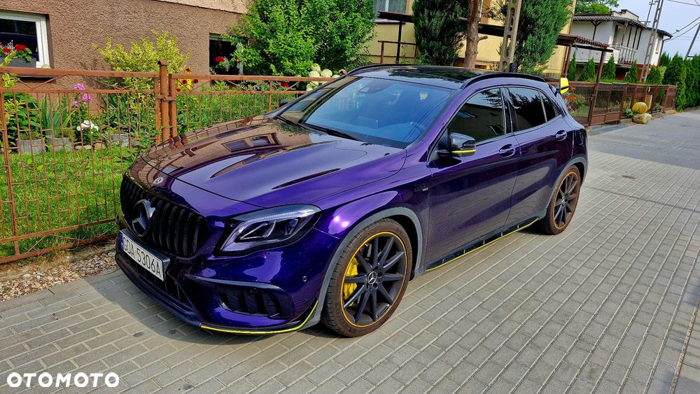 Mercedes-Benz GLA - 17