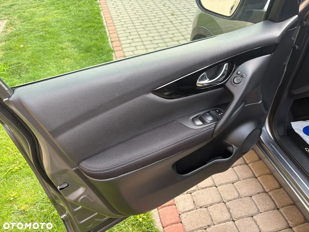 Nissan Qashqai 1.6 DCi ALL-MODE 4x4i TEKNA - 8