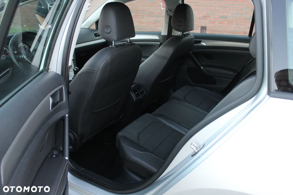 Volkswagen Golf 1.6 TDI BlueMotion Technology Comfortline - 9
