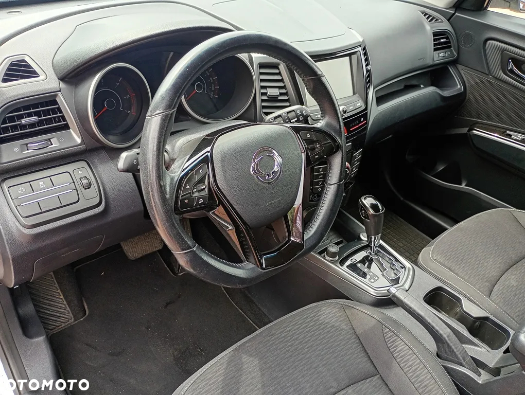 SsangYong/KGM XLV - 9