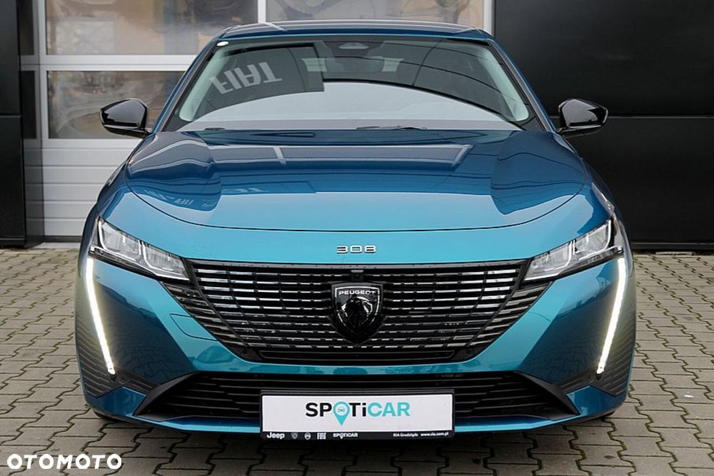 Peugeot 308 - 8