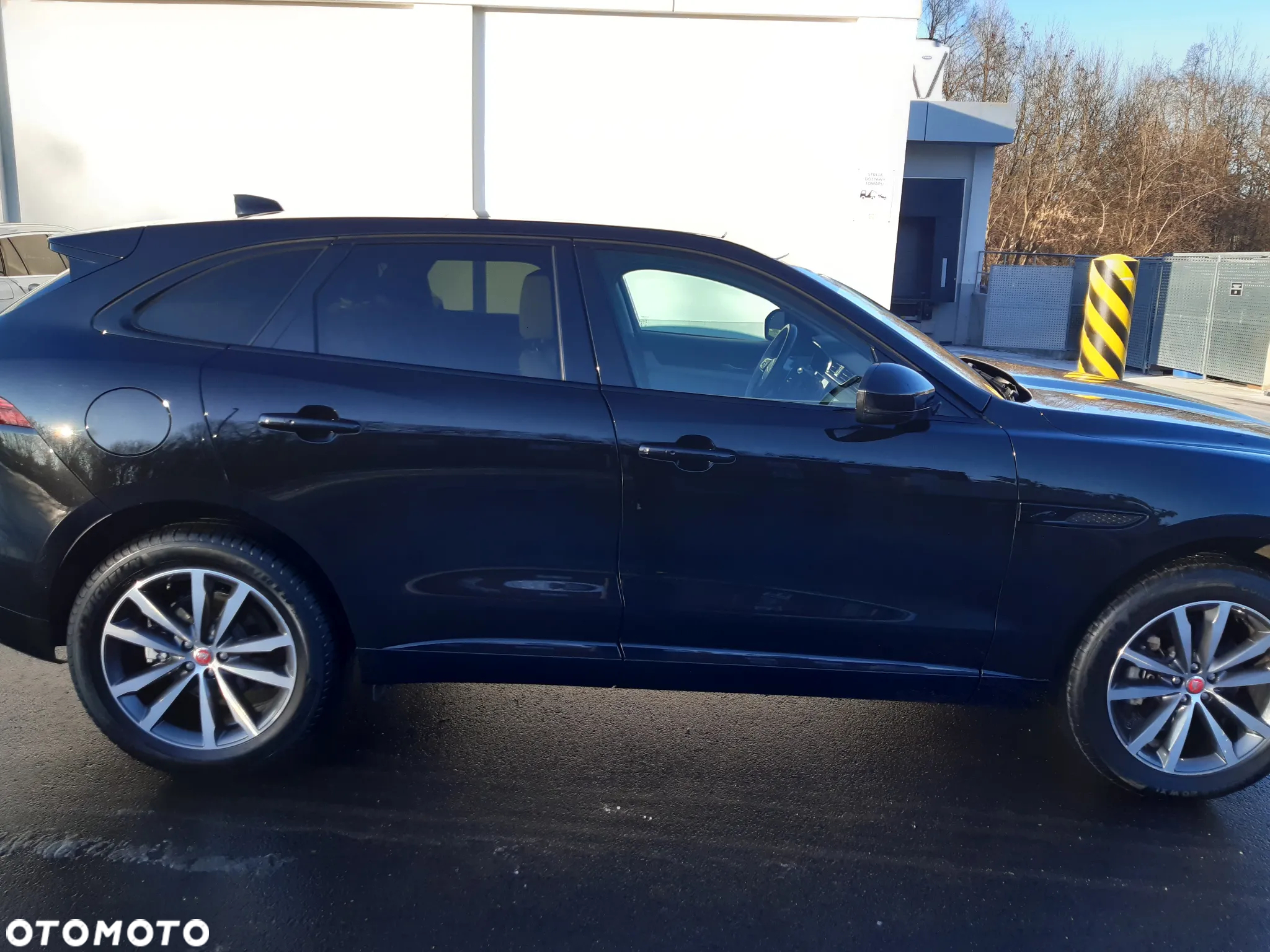 Jaguar F-Pace P250 AWD R-Dynamic Black - 26