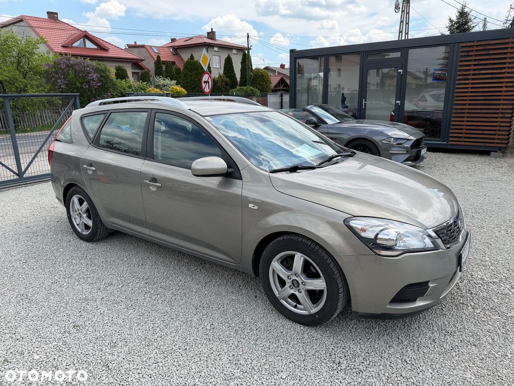 Kia Ceed 1.4 CVVT Attract - 18