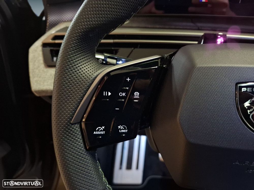 Peugeot 5008 1.6 Plug-in Hybrid Allure e-DCS7 - 18