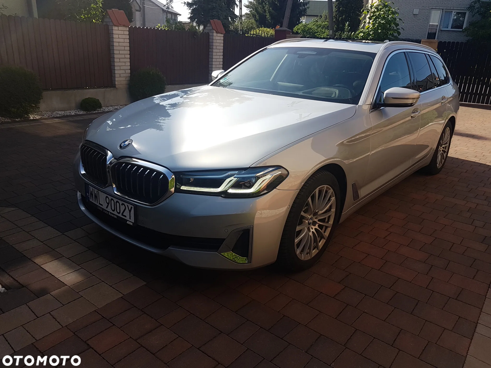 BMW Seria 5 520i Luxury Line - 3