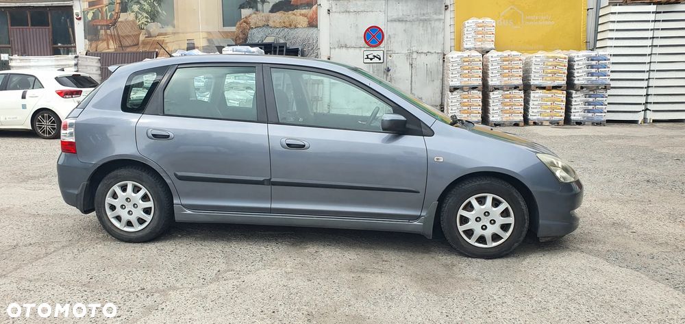 Honda Civic 1.4i S - 23