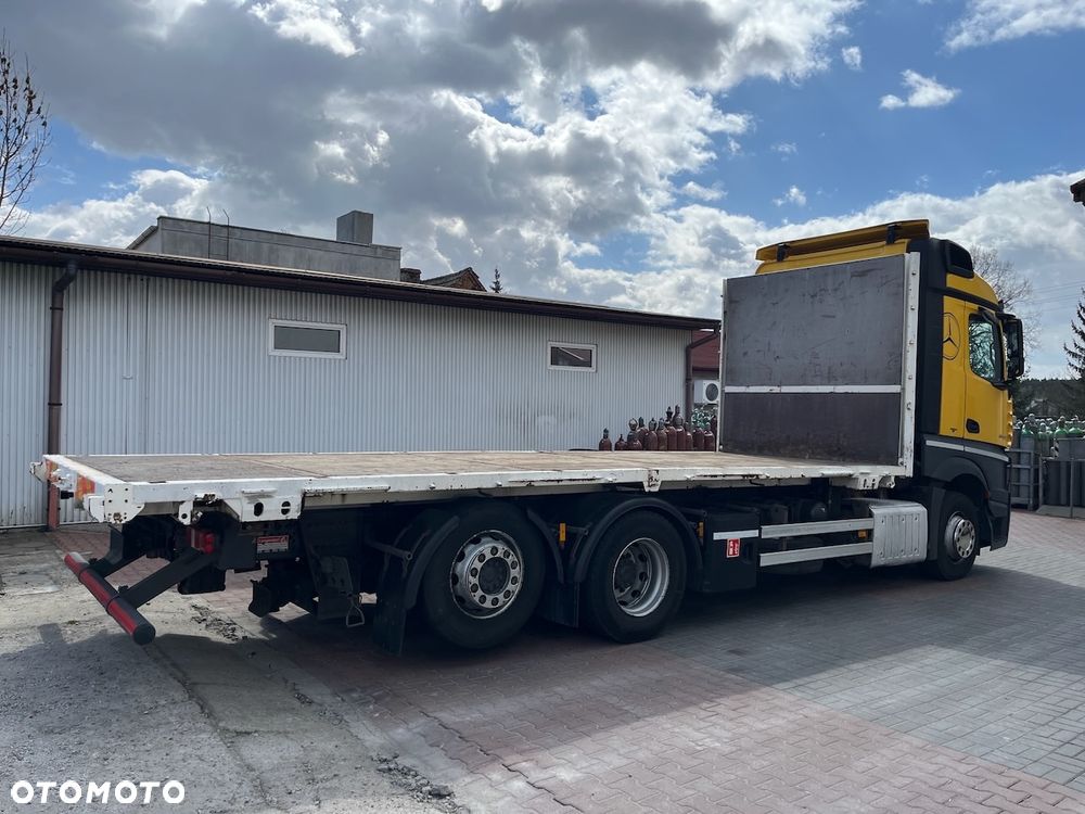 Mercedes-Benz Actros - 4