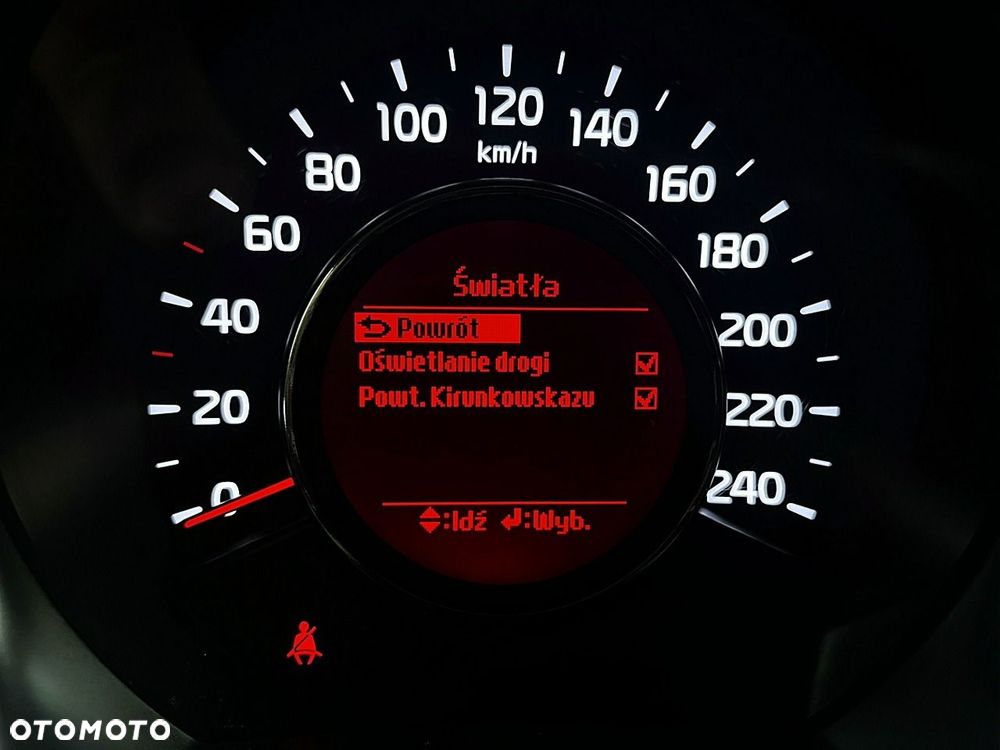 Kia Ceed - 39