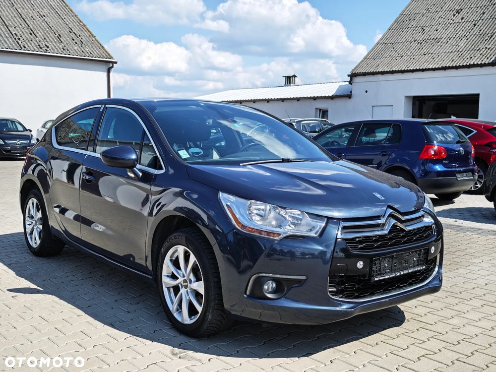 Citroën DS4 e-HDi 110 SoChic - 13