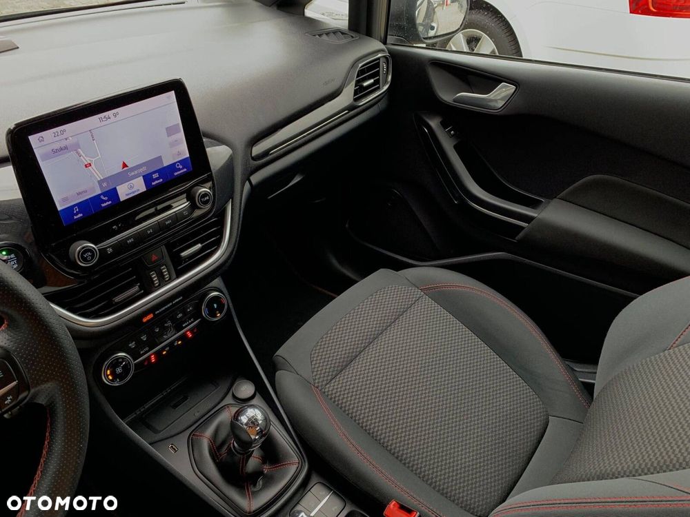 Ford Fiesta 1.0 EcoBoost mHEV ST-Line X - 16