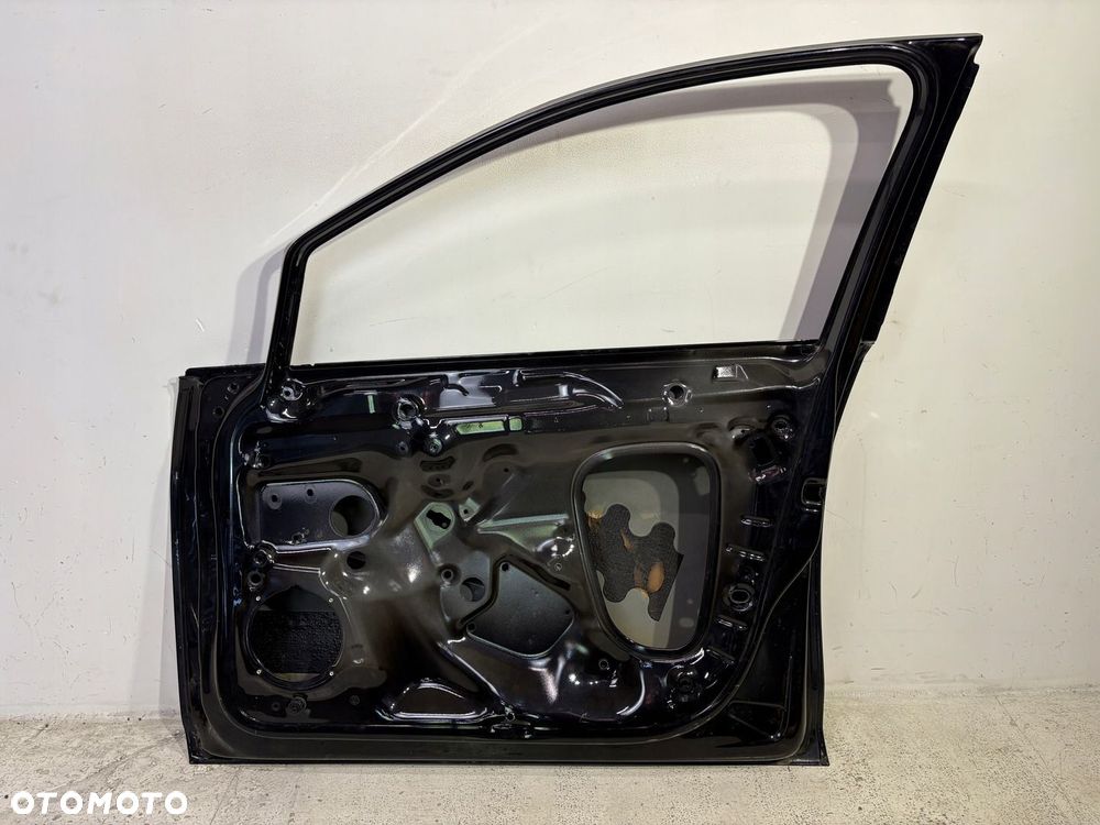 DRZWI PRZEDNIE PRAWE VOLKSWAGEN GOLF VII 7 - 8