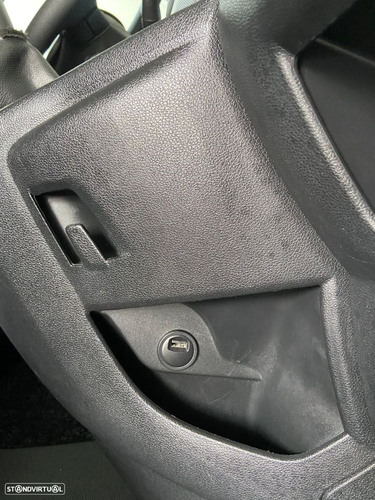 Peugeot Partner - 26