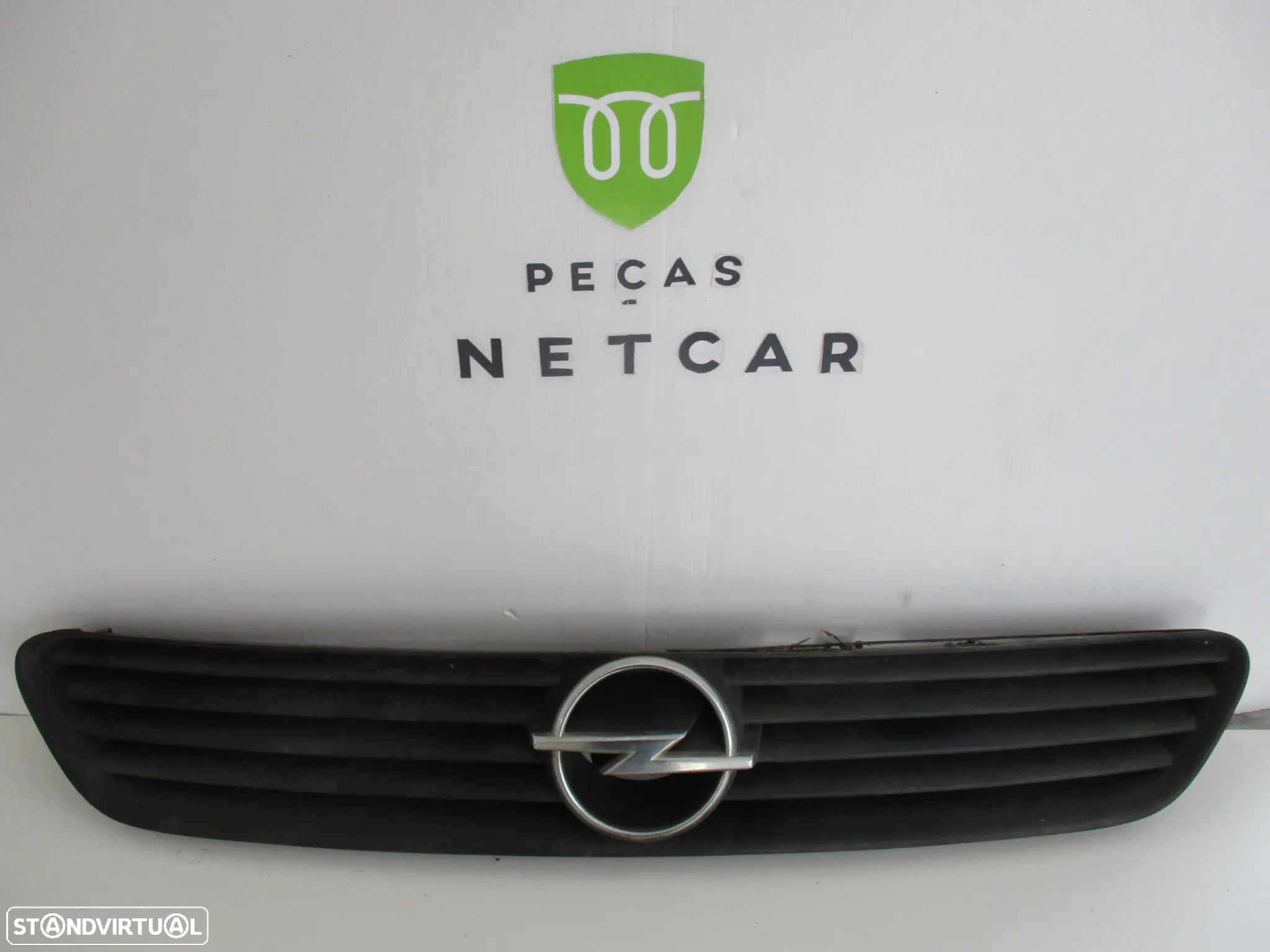 Grelha Frontal Opel Astra 2000 - 1